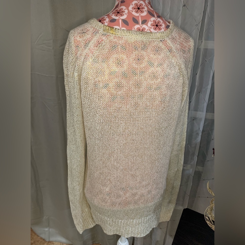 BLACK Swan Sweater - Picture 4 of 4